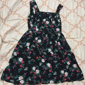 Floral mid thigh length dress